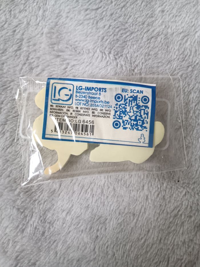 Lot de 2 gommes dinosaures trex et spinosaure - photo numéro 2