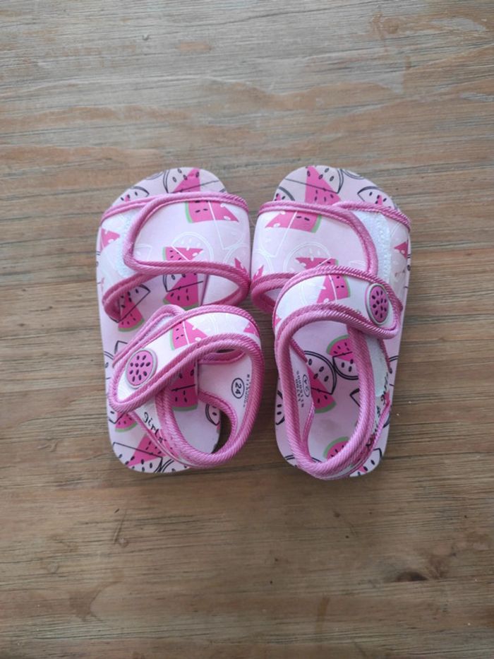 Chaussure à scratch d'eau fille pointure 24