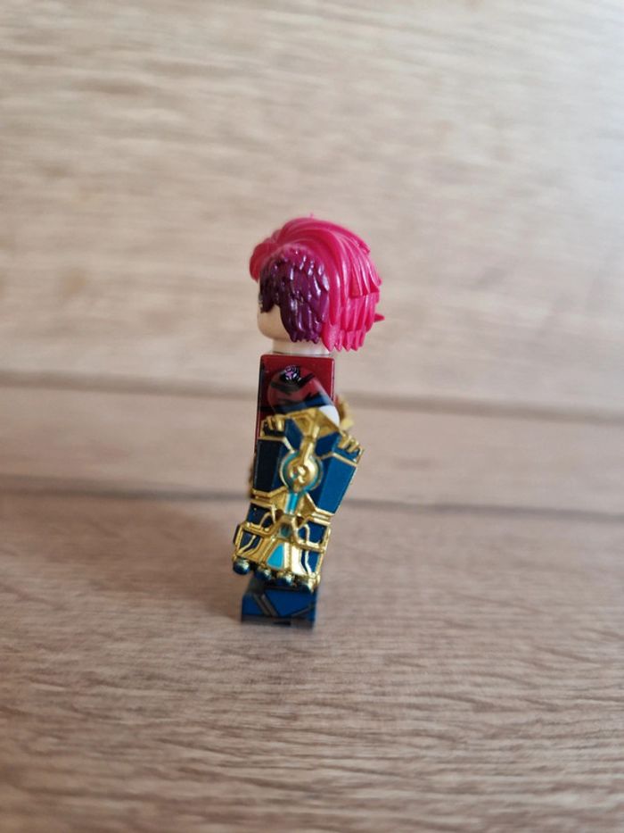 Figurine type lego Vi League Of Legends - photo numéro 2