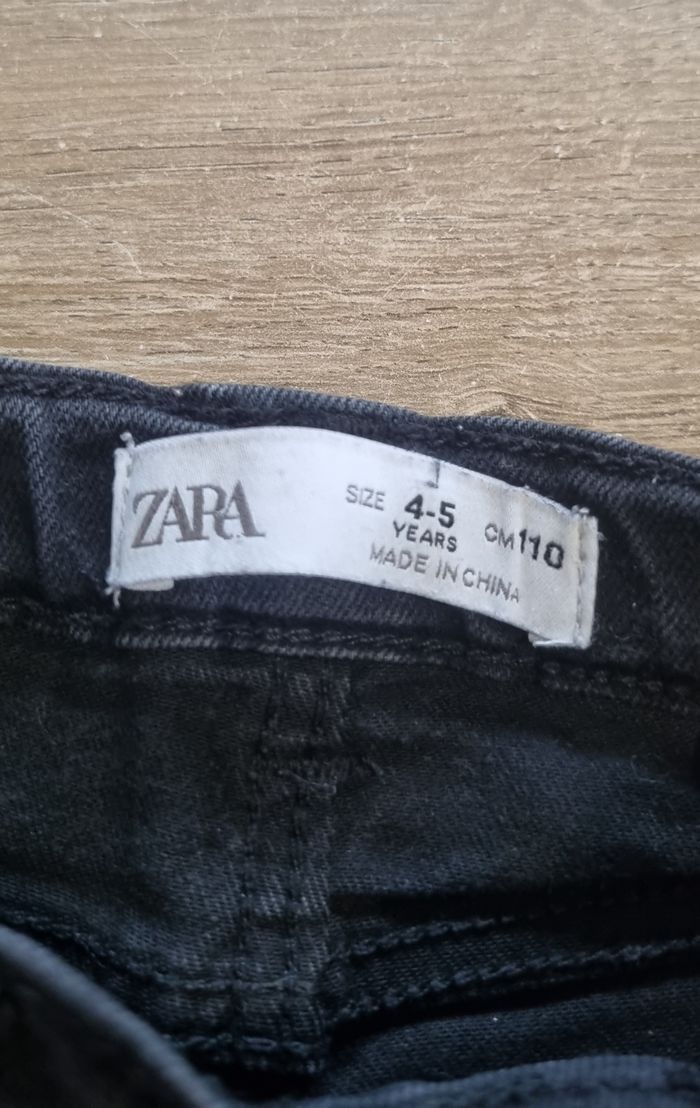 Jeans Zara 4-5 ans - photo numéro 3