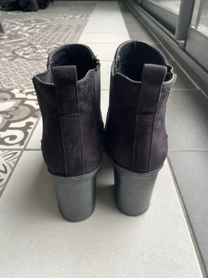 Bottes daim femme 38 - photo numéro 2