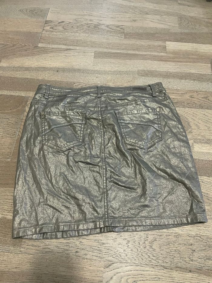 Jupe Morgan doré 38 très bon état