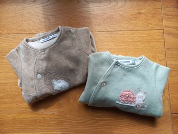 Lot de deux pyjamas velours Noukies 1 mois