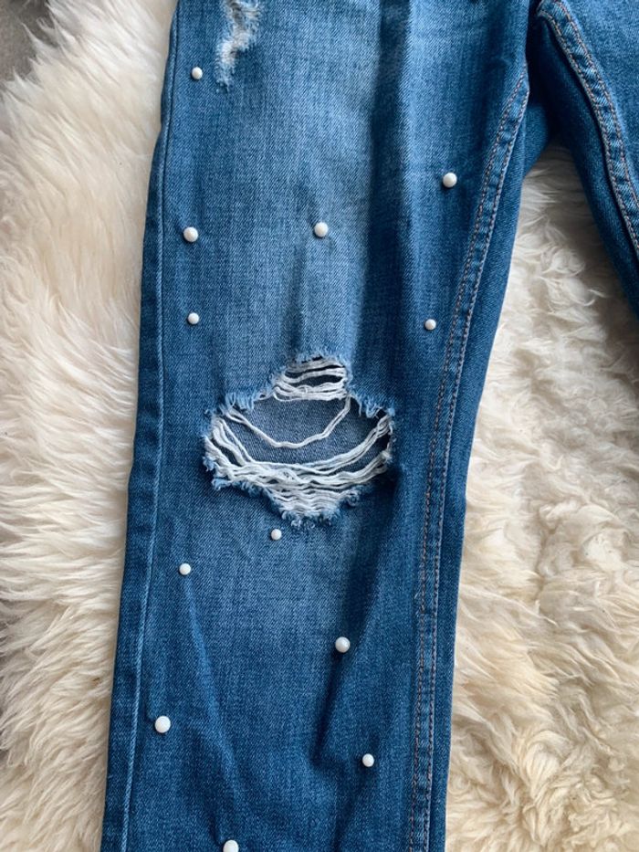 Jeans troué, perles t 36 - photo numéro 2