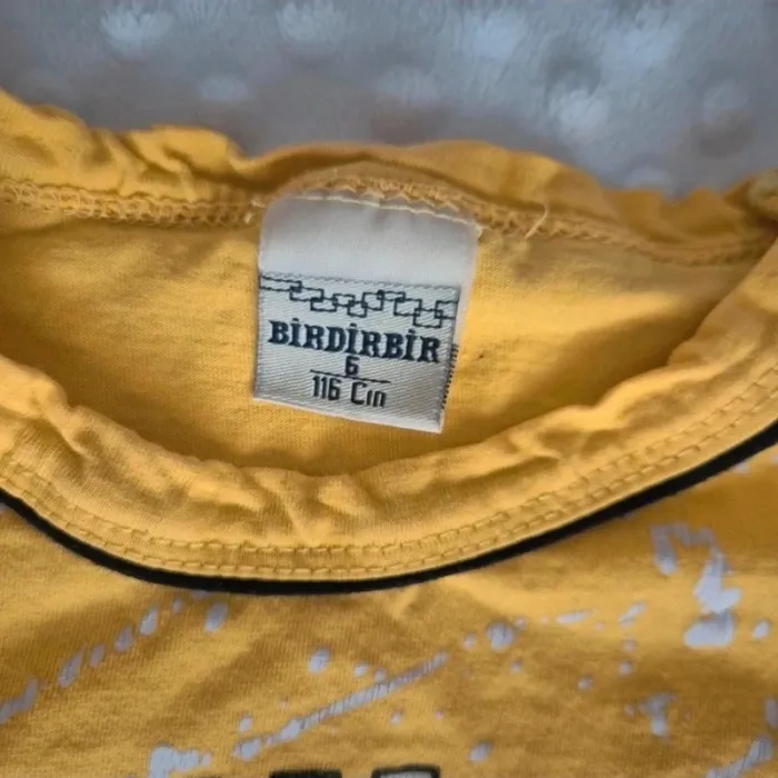 Tee-shirt sans manches 6 ans - photo numéro 4