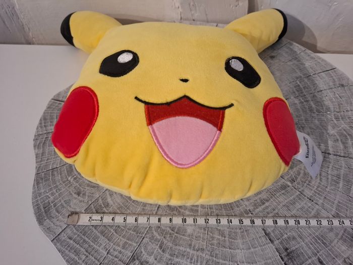 Peluche Coussin Pokémon Pikachu - photo numéro 5