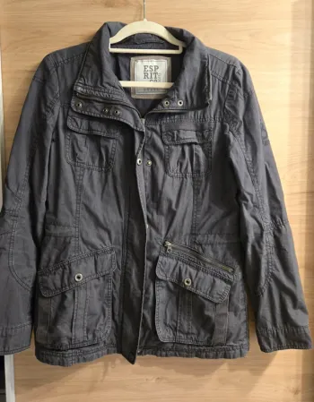Veste Esprit neuve !