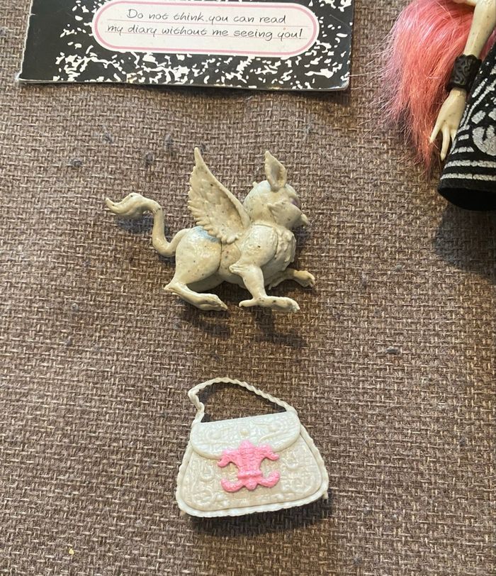 Poupée Rochelle Goyle - photo numéro 3