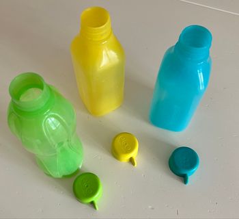 Lot de 3 gourdes Tupperware