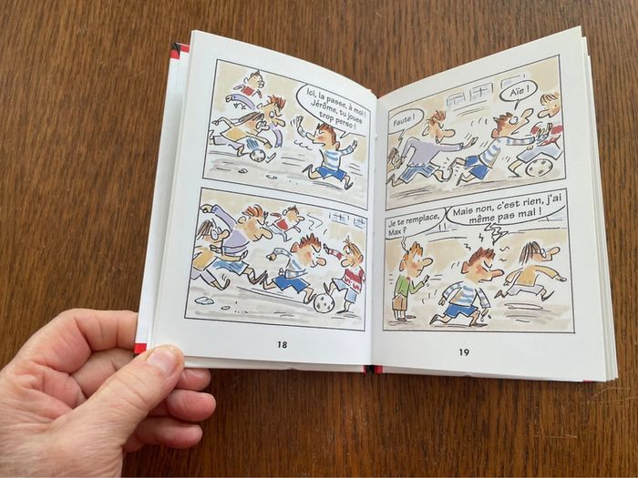 Lot de quatre livres Lili et Max - photo numéro 9