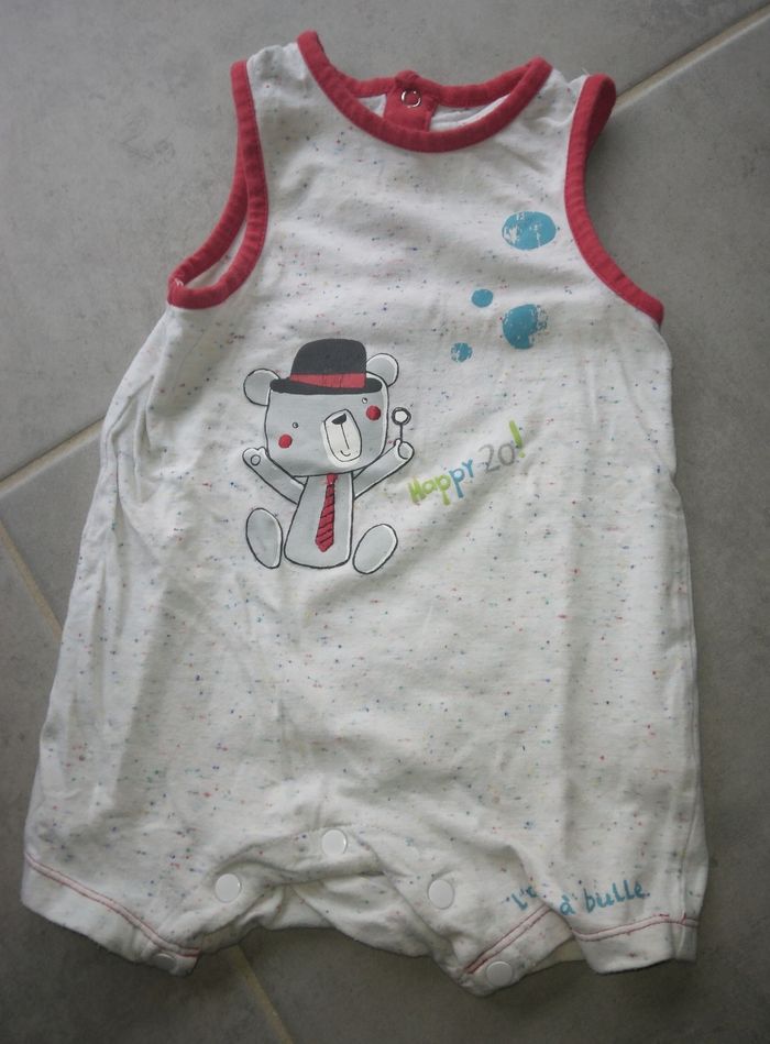 Barboteuse 9mois en TBE