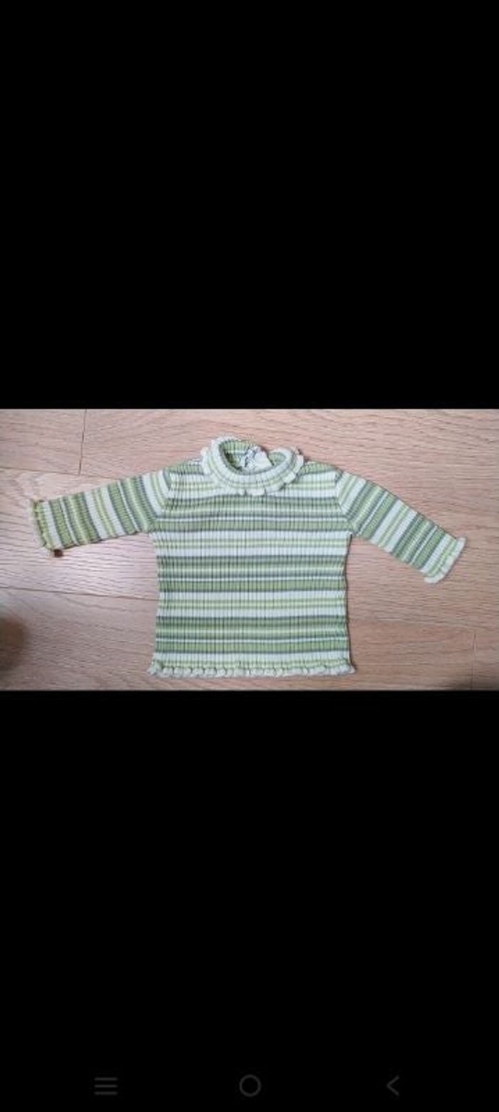 Pull vert rayé hiver 6 mois