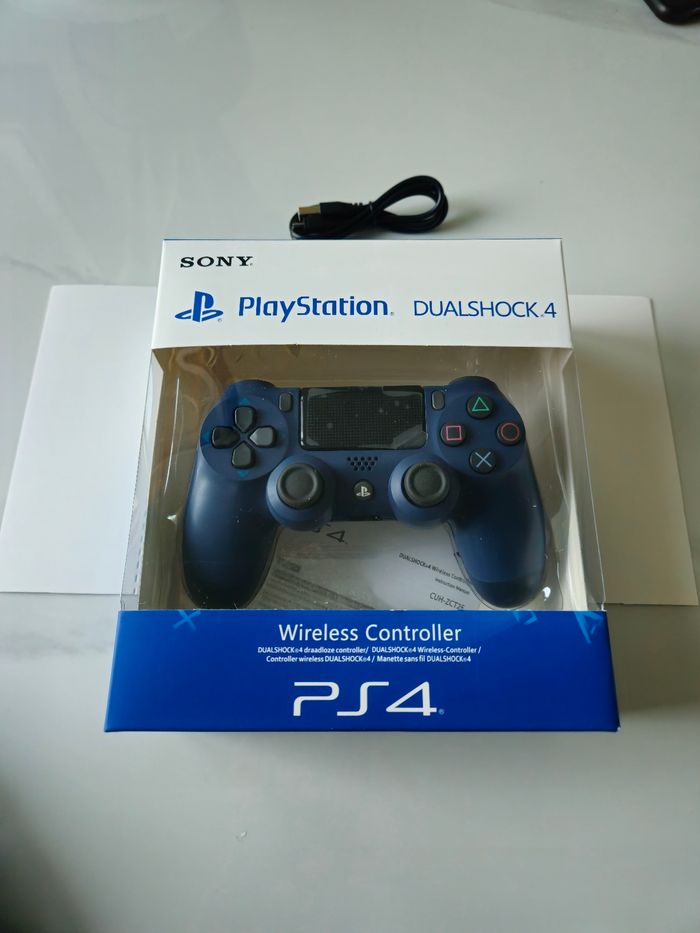 🎮 Manette PS4  bleue foncé + chargeur offert 🎁 "Neuve et Scellée 🔒"