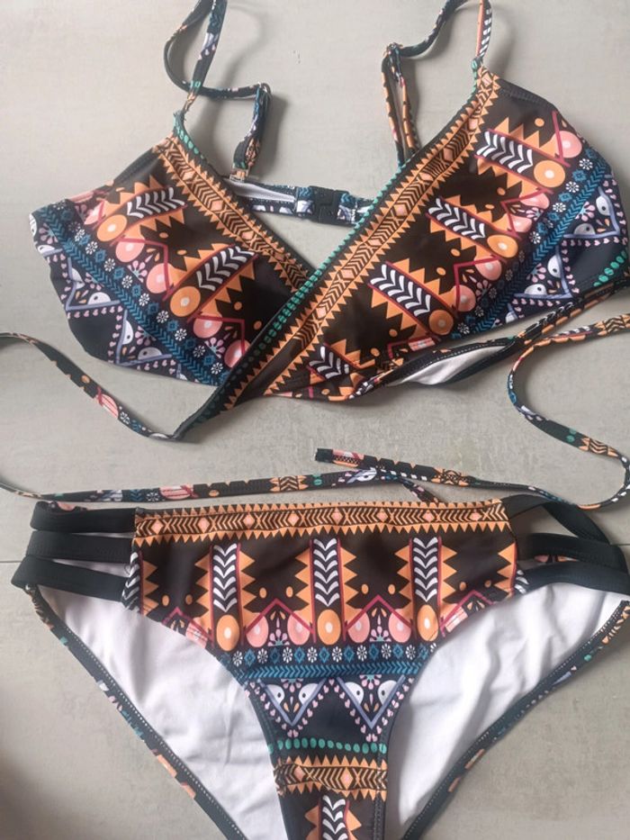 Maillot de bain 2 pièces taille XL - photo numéro 4