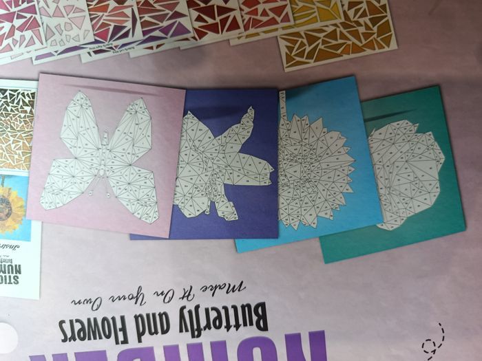 Mosaïque par numéros papillons et fleurs - photo numéro 4