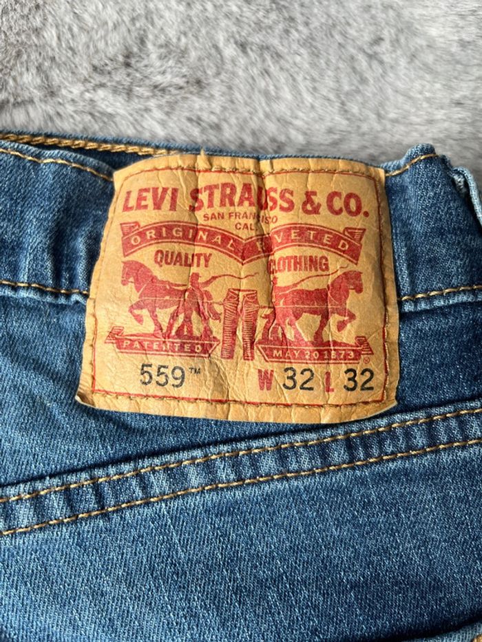 Jean Lévis 559 coupe droite W32 L32 - photo numéro 3