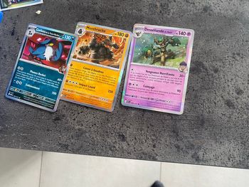 Lot 110 cartes Pokémon sans double Héros Transcendants 