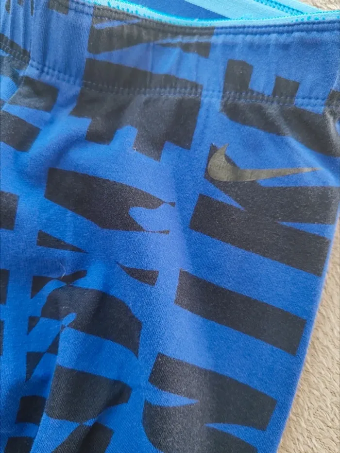 Legging Nike All-Over Logo bleu varsity XS – Très bon état - photo numéro 3