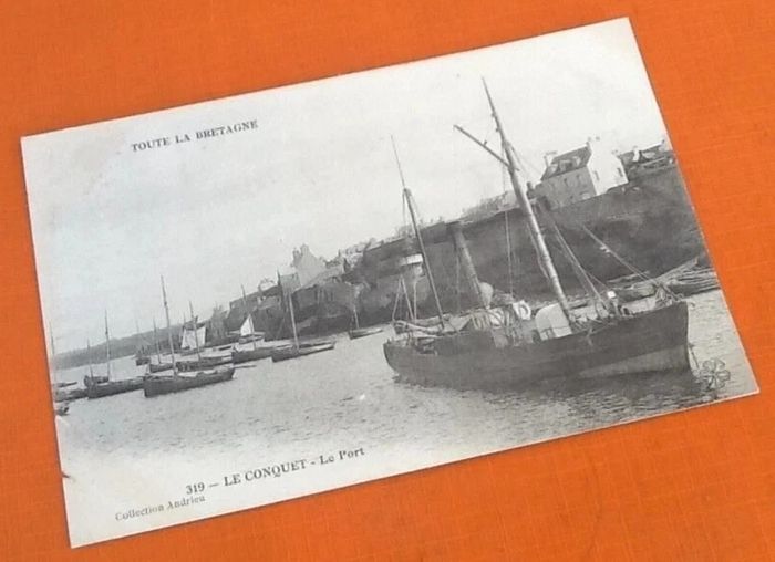 Carte postale ancienne Le Conquet (Finistère) Le Port - photo numéro 2
