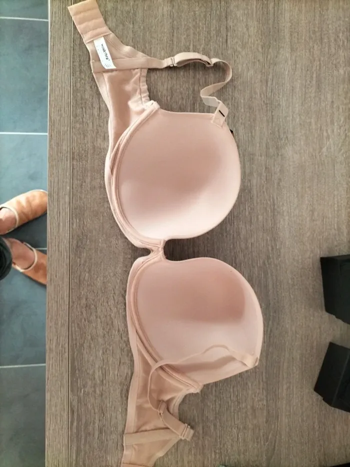 Soutien gorge neuf Wonderbra - photo numéro 3