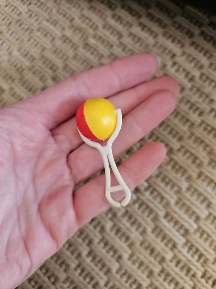 Petit hochet pour poupée vintage - photo numéro 2