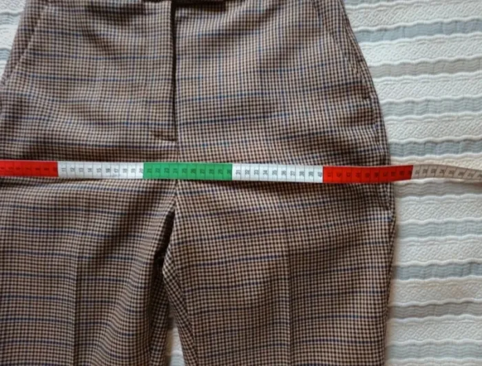 Pantalon Zara carreaux
 t.36 - photo numéro 8