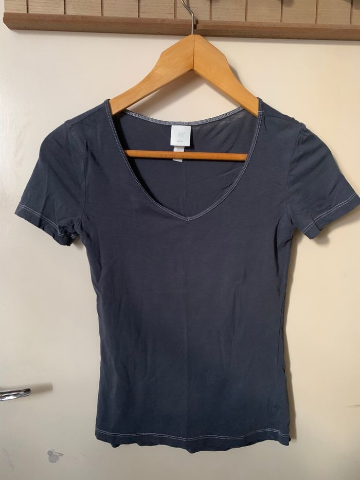 👚 T-shirt noir - XS - photo numéro 3