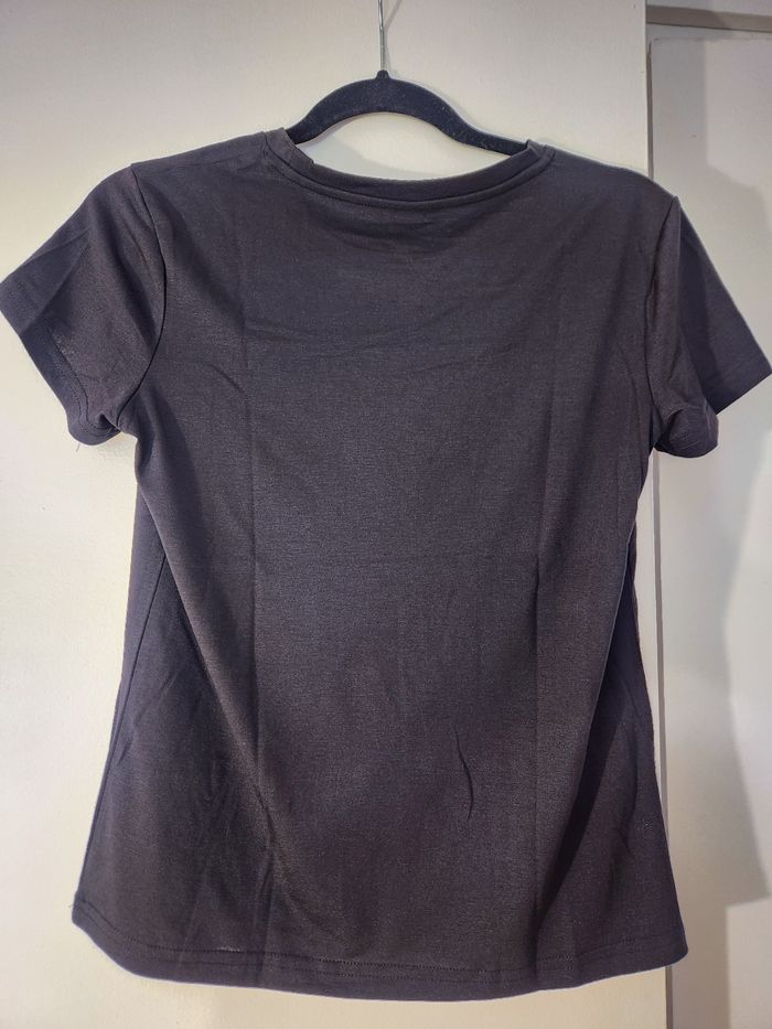 T-shirt imprimé neuf - photo numéro 3