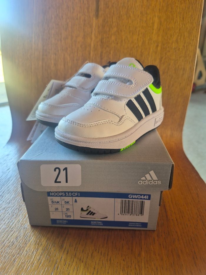 BASKETS ADIDAS