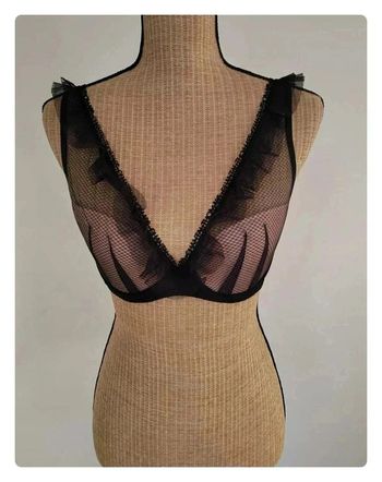 60 € Soutien gorge plongeant Abysse Chantal Thomass