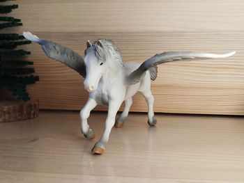 PAPO Pégase Adulte Figurine Animal imaginaire