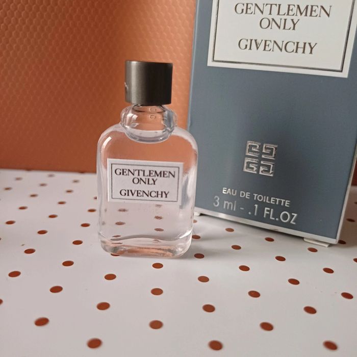 Parfum miniatures gentlemen de givenchy 3 ml - photo numéro 3