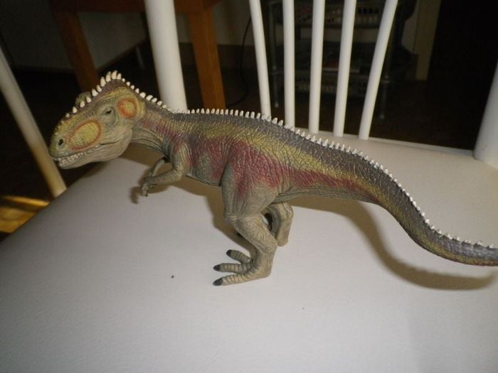 FIGURINE DINOSAURE