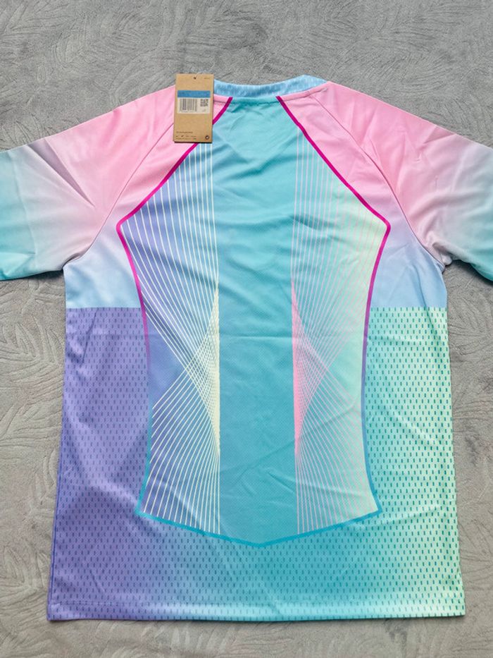Maillot concept foot Barça rose bleu taille M - photo numéro 9