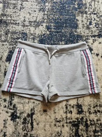 Short Superdry Gris Chiné Taille 40 - Sportswear Chic - Parfait Été