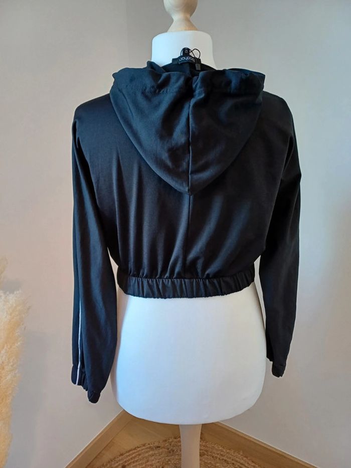 Veste noire courte zippée Boohoo taille L 40 - photo numéro 6