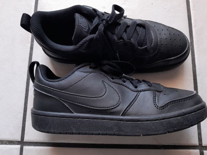 Basket NIKE noir