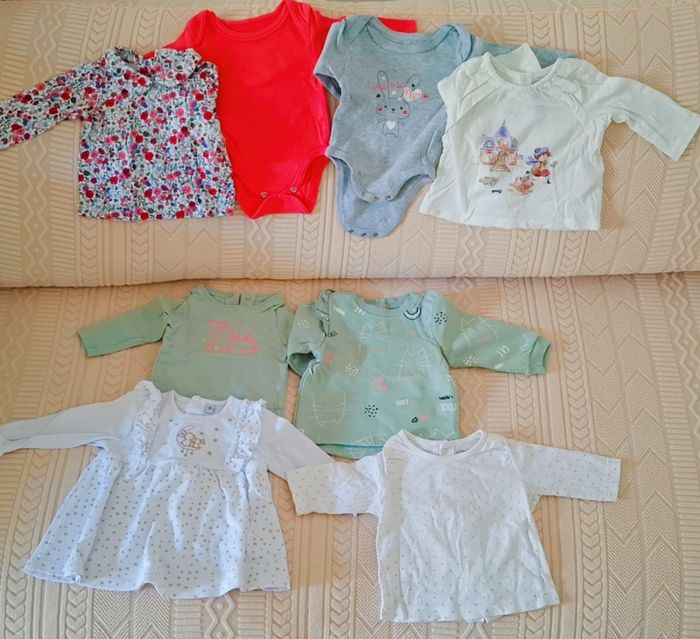 Lot vêtements bébé fille