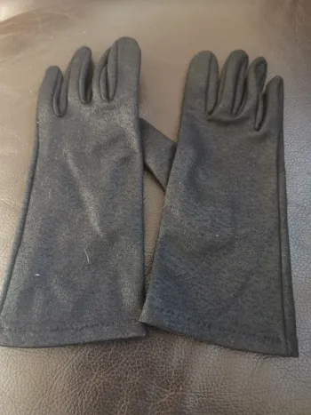 Très jolis gants vintage