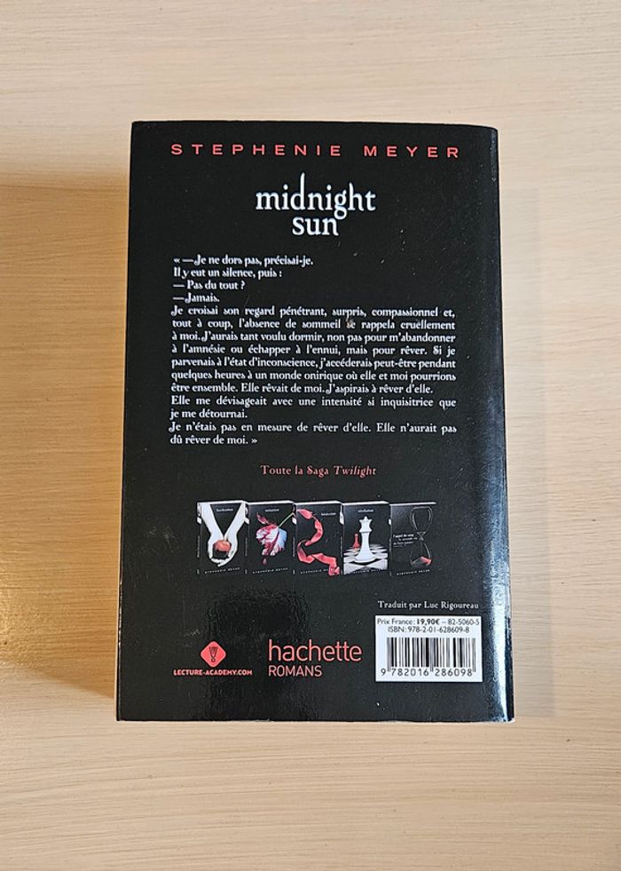 Livre Midnight sun - photo numéro 2