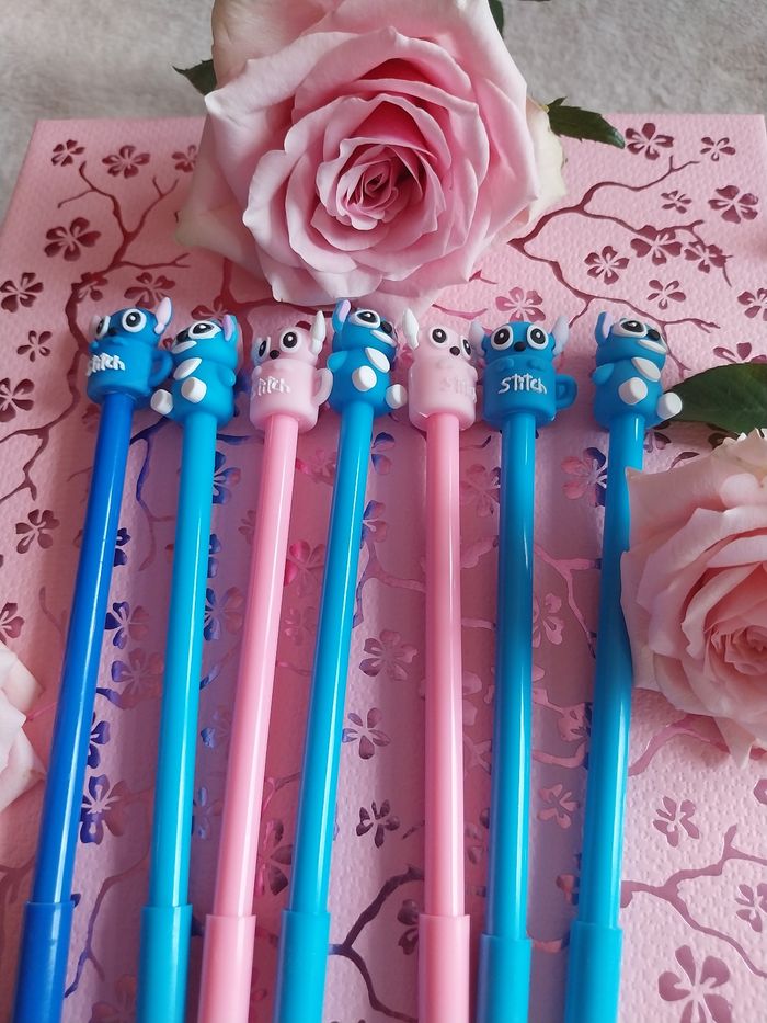 Stylos encre noire stitch prix à l unité