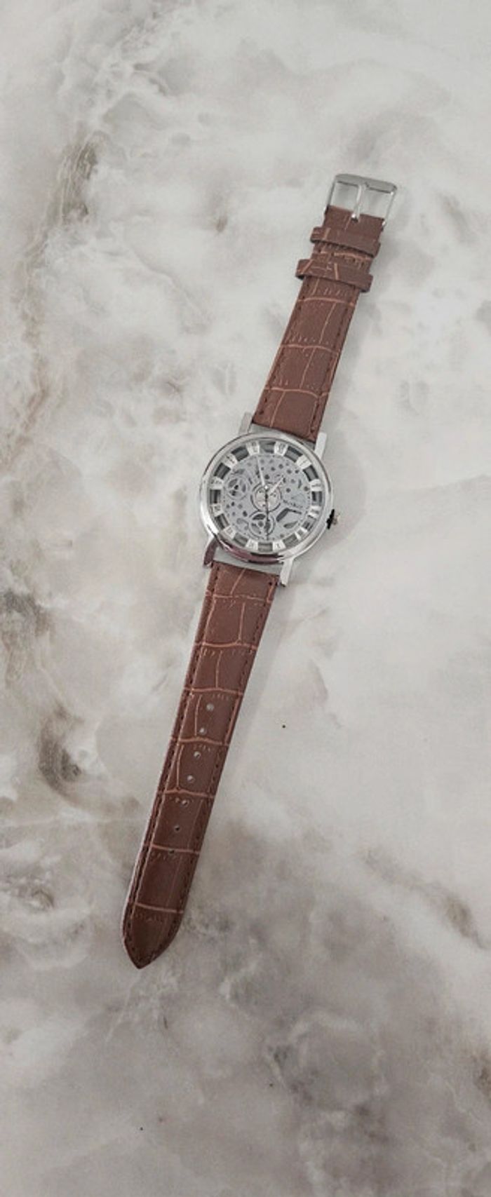Montre pour homme neuve - photo numéro 2