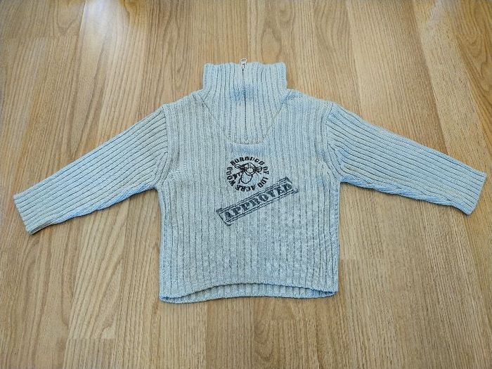 Pull beige clair Disney