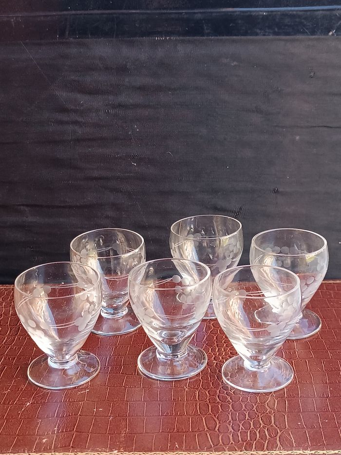 6 petits verres fins - photo numéro 6