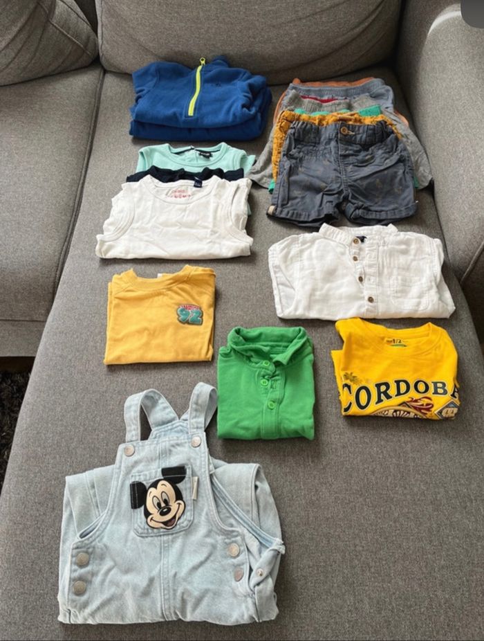 Lot vêtements 24 mois