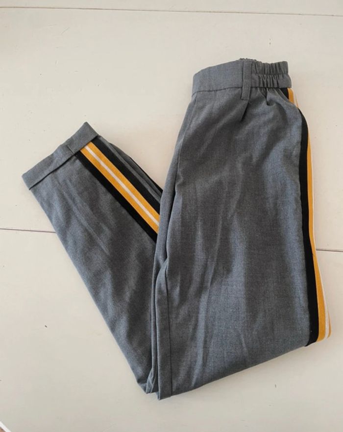 Lot de pantalon taille XS - photo numéro 2