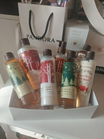 Lot produits de beauté collection Noël Yves Rocher neufs 🧼