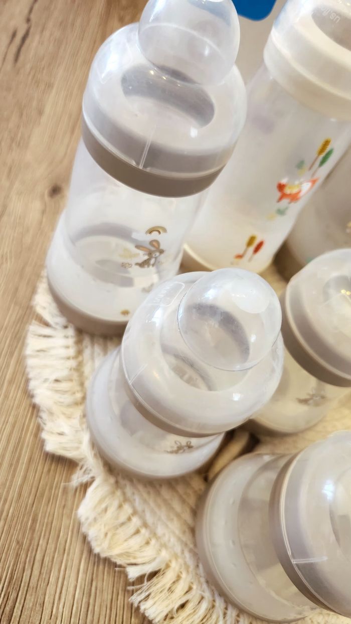 Gros lot de Biberons bébé Mam Gris Beige - photo numéro 6