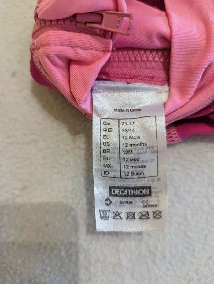 Combinaison de bain Decathlon 12 mois - photo numéro 4