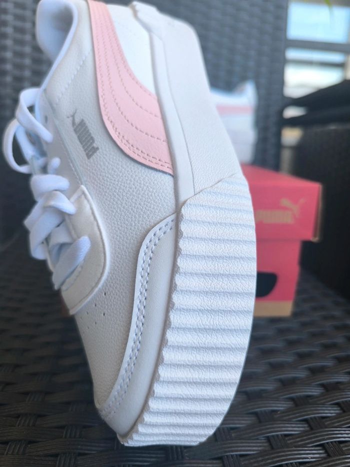 Basket puma, neuve , taille 37.5 , blanche et rose - photo numéro 4